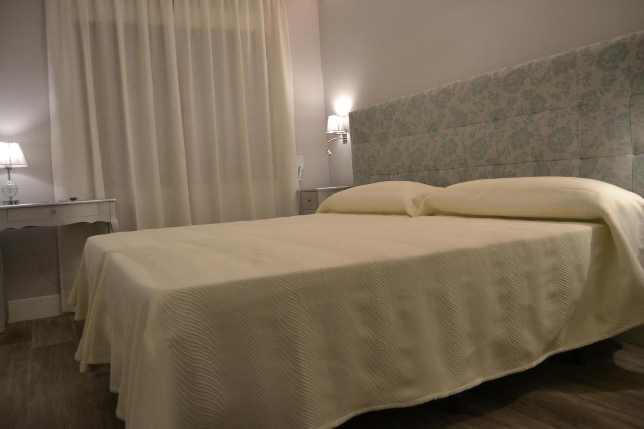 Hotel Espanol Ла-Пуэблануэва Экстерьер фото